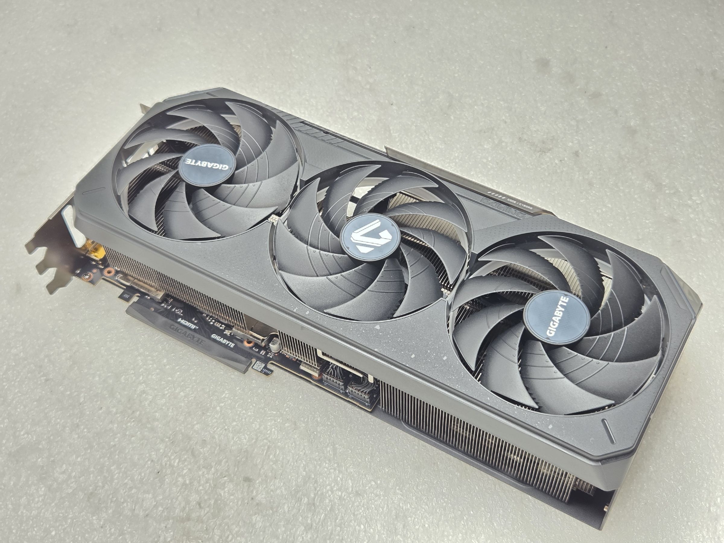 GIGABYTE NVIDIA RTX 5070 Ti GAMING OC 16GB